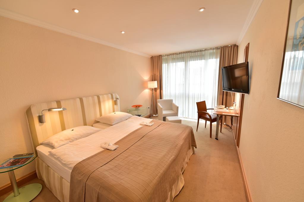 Stadt Hotel ايزيرلون المظهر الخارجي الصورة