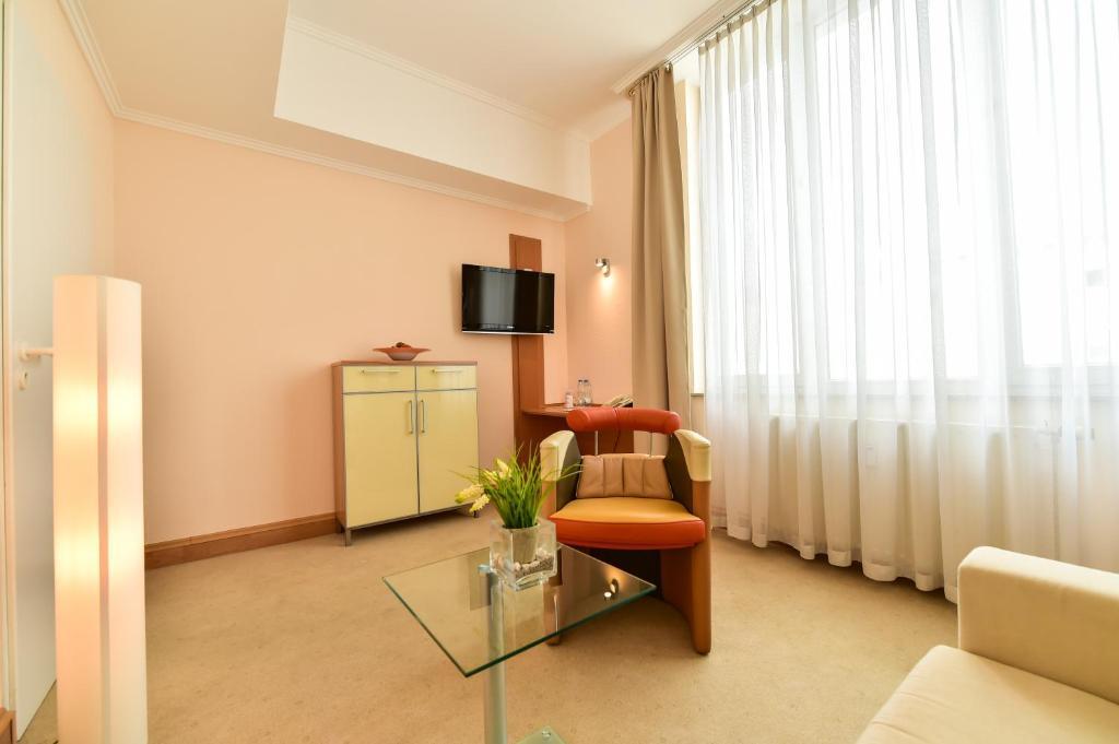 Stadt Hotel ايزيرلون المظهر الخارجي الصورة