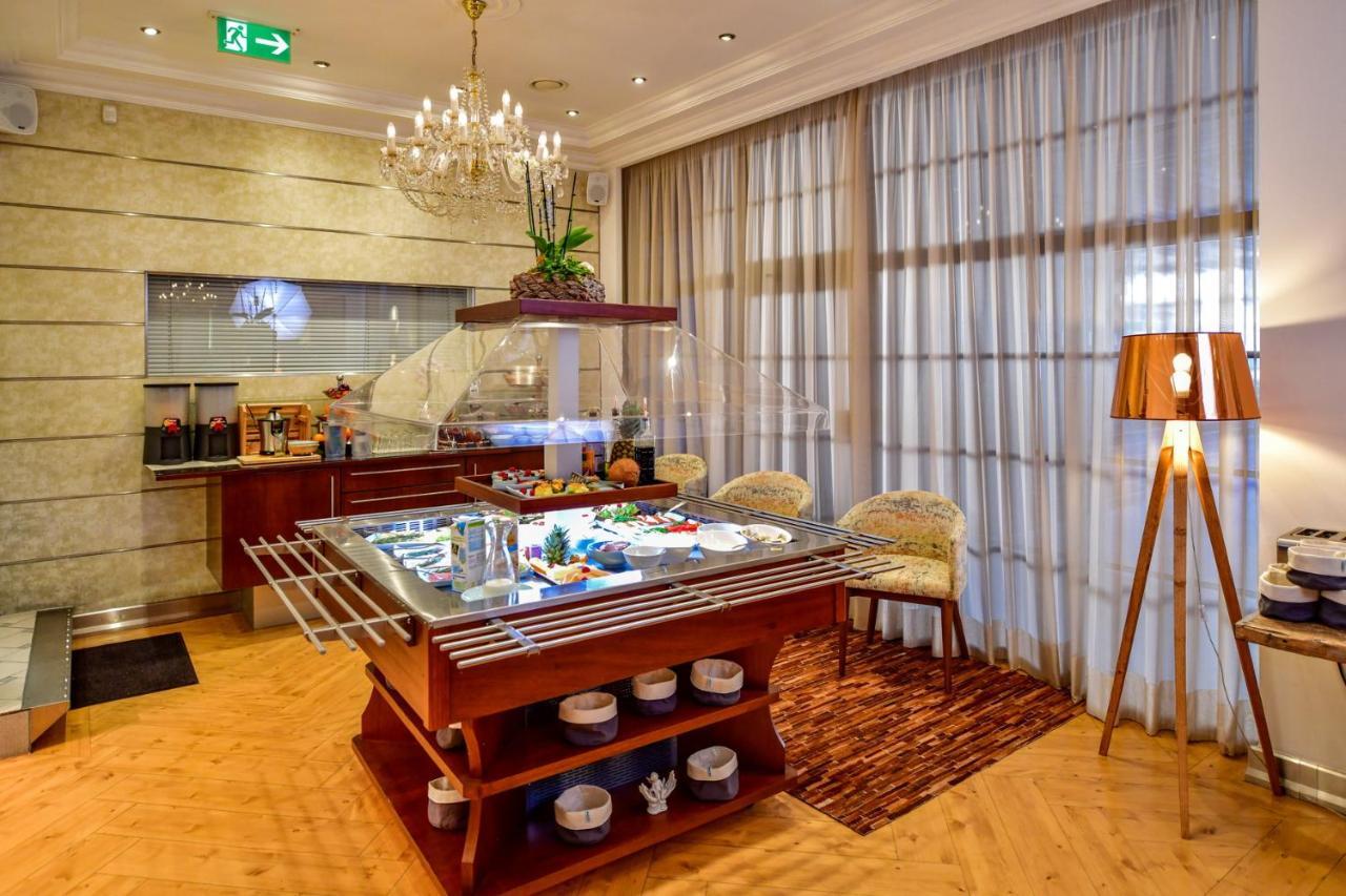 Stadt Hotel ايزيرلون المظهر الخارجي الصورة